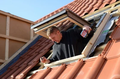 Pose de fenêtres de toit Velux à Cresseveuille